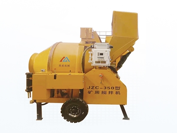 礦用濕噴臺(tái)車(chē)，礦用混凝土泵，礦用攪拌機(jī)發(fā)貨